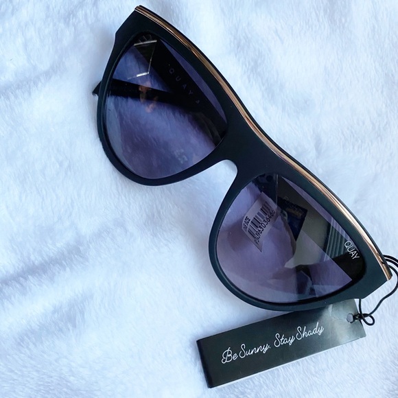 QUAY FLIGHT RISK SUNGLASSES NWT - Picture 6 of 6